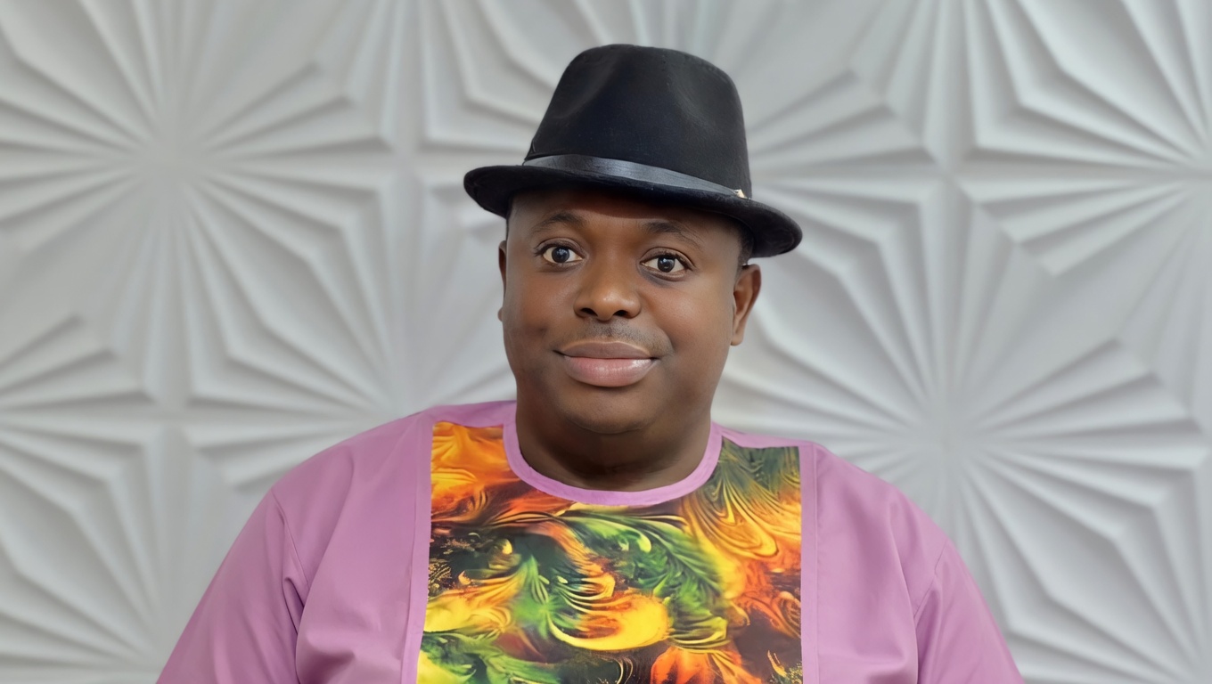 Dr. Nefo ESIMAI